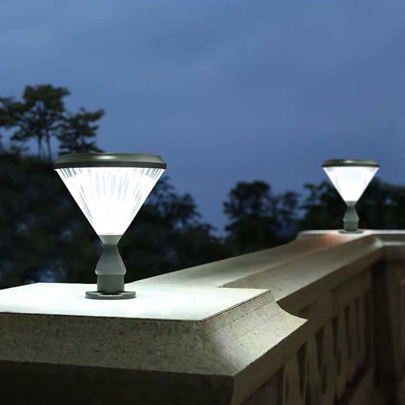 Riley Design Diamantvorm LED Buitenlamp Zonne Metaal/Acryl Zwart Tuin/Stoeprand/Balkon