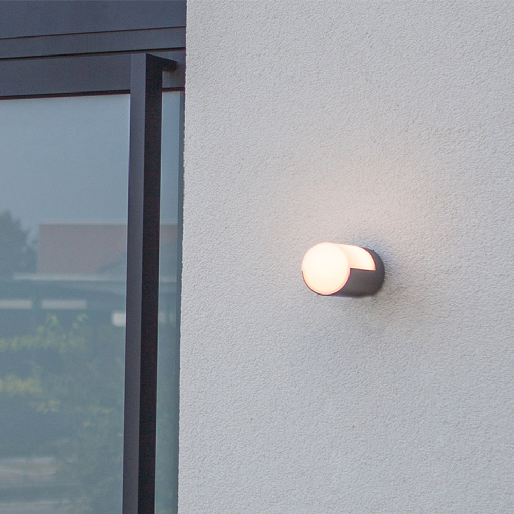 Orr Modern Design Kleine LED Wandlamp Wit Zwarte Metaal Buiten
