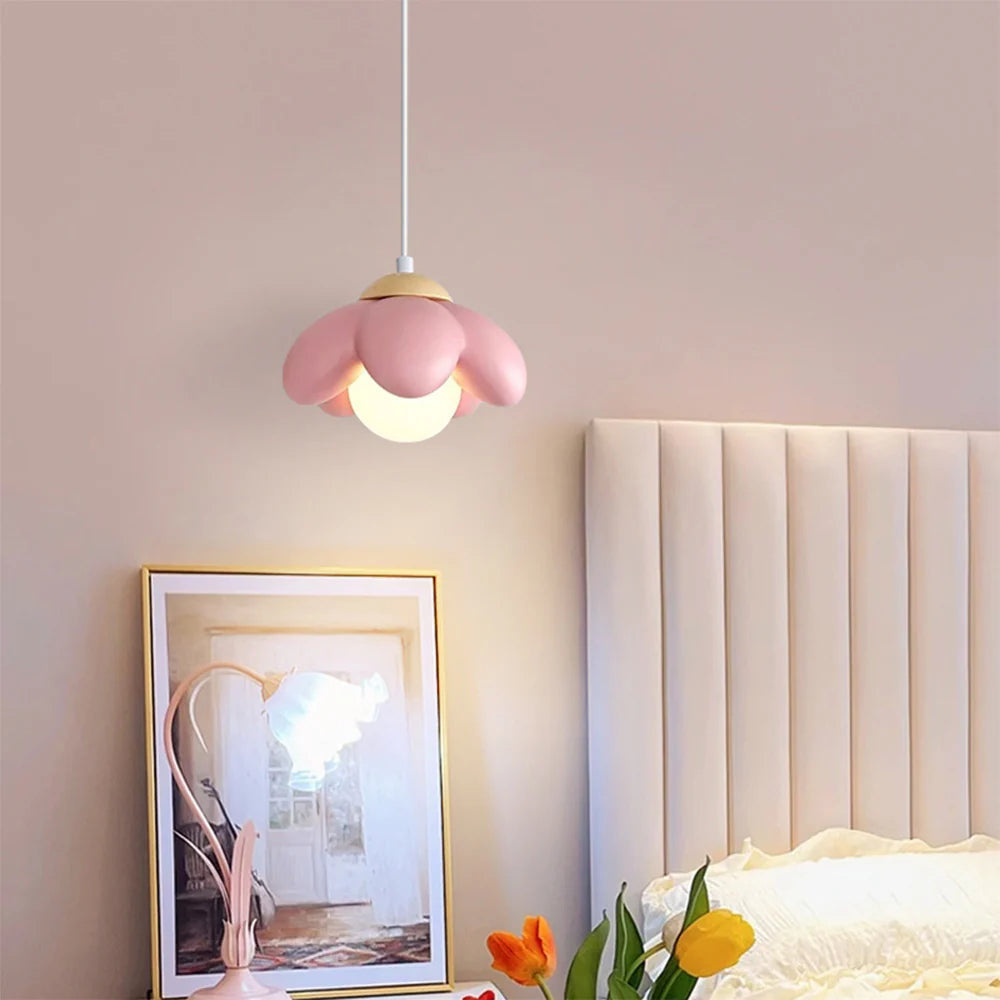 Hailie Moderne Minimalist LED Hanglampen in Roze Bloemstijl Slaapkamer