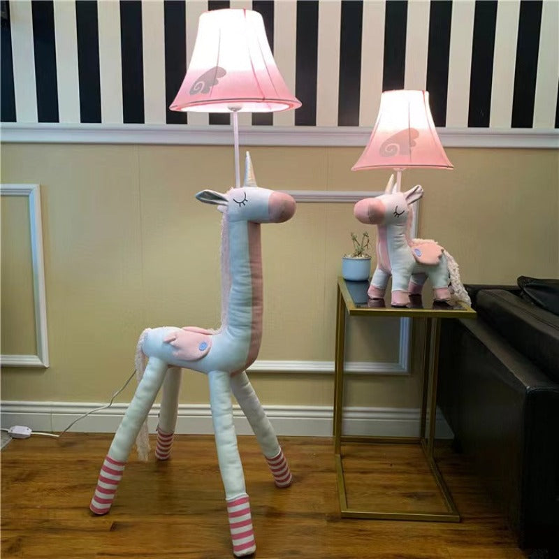 Minori Design Eenhoorn LED Vloerlamp Metaal/Doek Roze Slaap/Woon/Kinderkamer