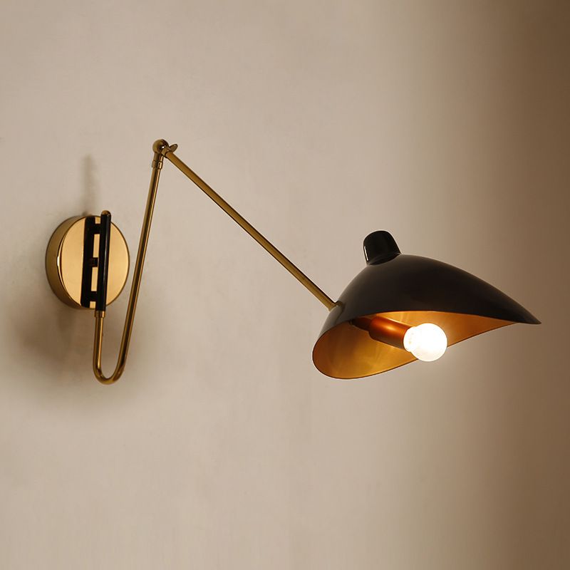 Brady Industrieel Swing LED Wandlamp Zwart/Goud Metaal Woonkamer