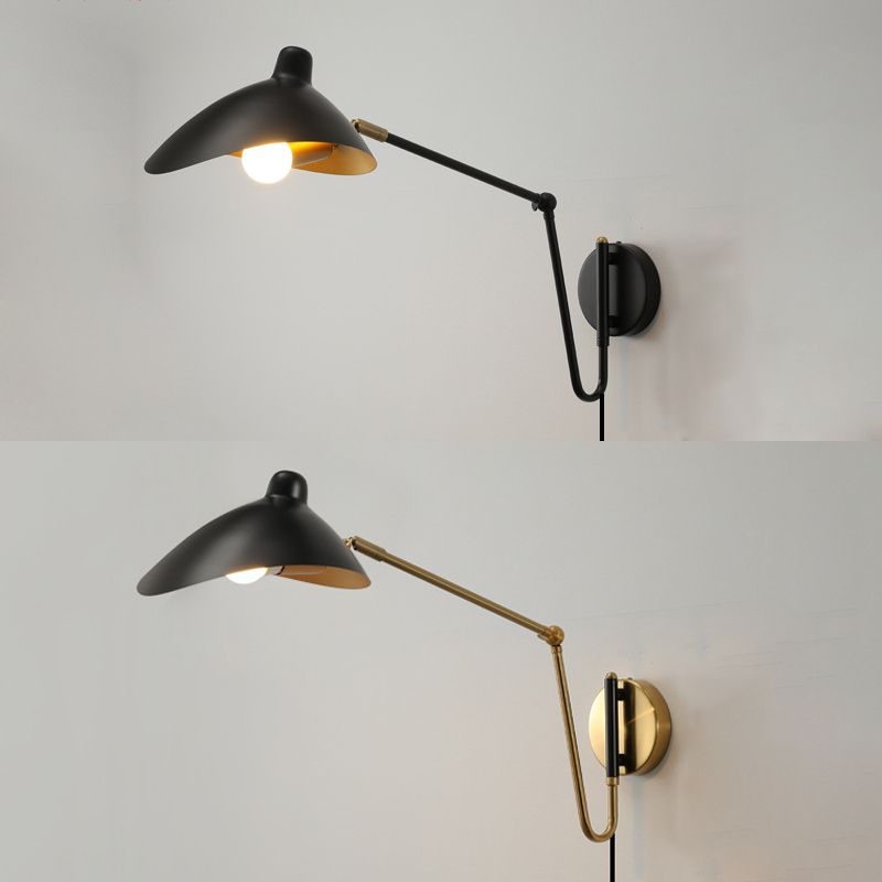 Brady Industrieel Swing LED Wandlamp Zwart/Goud Metaal Woonkamer